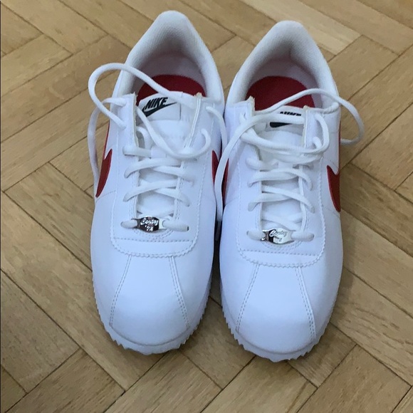 Nike Cortez - Picture 1 of 3